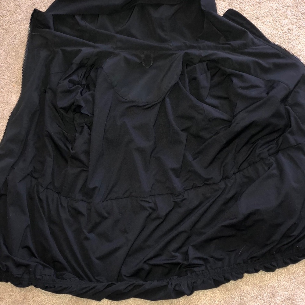 Lululemon Rain Jacket Size 4 - Picture 11 of 16